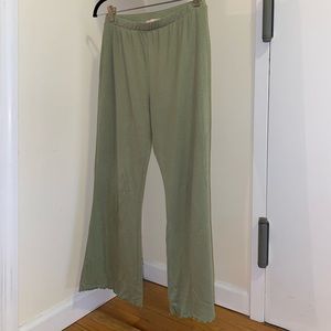 Lisa says Gah Lounge pants